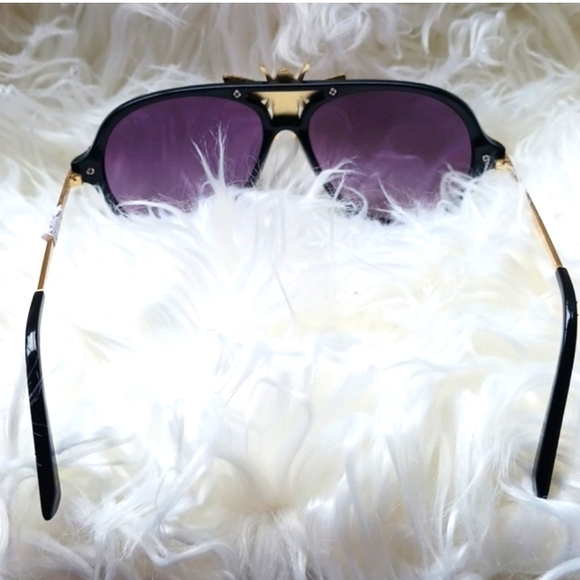 GUCCI sunglasses - Picture 3 of 4